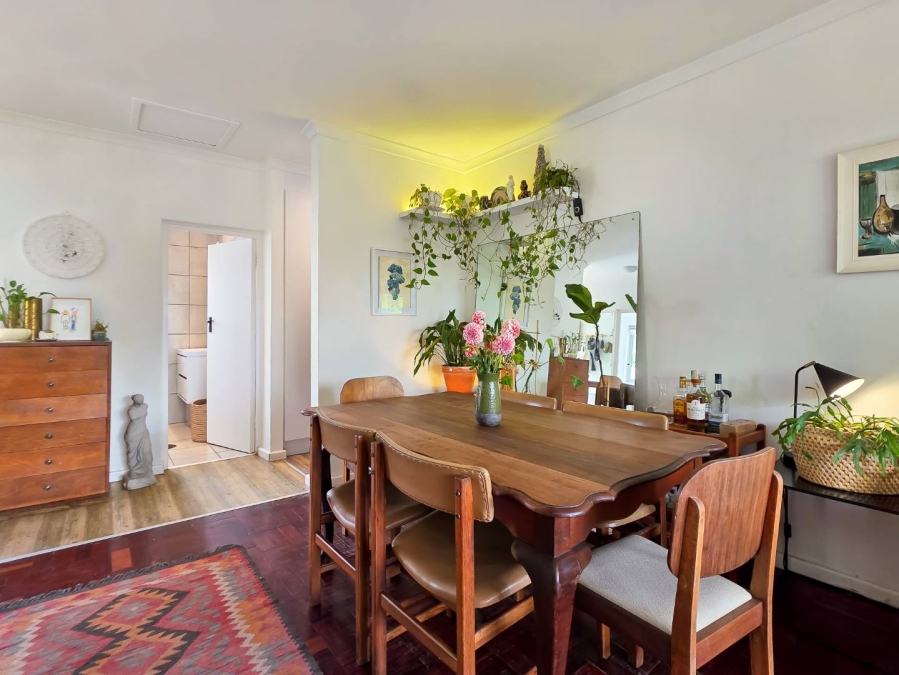 2 Bedroom Property for Sale in Sea Point Western Cape